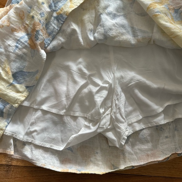 Floral Sleeveless Dress - Yellow and White - Picture 6 of 8